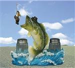 WLD25074 Big Catch Bass Hunter Salt & Pepper Shaker Set